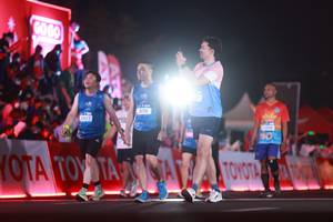 BIB: 43623, 41719
                            <button type="button" onclick="openModal(21140540)" class="btn btn-primary btn-sm float-right btn-popup" data-toggle="modal" data-target=".modal-high-quality">
                        <i class="fas fa-shopping-cart"></i> Add to Cart
                    </button>
                                            <button type="button" onclick="isThisMe(21140540, true)" class="btn btn-success btn-sm float-right btn-popup btn-isme hidden" data-toggle="tooltip" data-placement="bottom" title="นี่คือรูปของคุณใช่ไหม คลิกที่นี่เพื่อเอาเข้าอัลบั้ม">
                        <i class="fas fa-plus"></i> Add to album
                    </button>
                    <button type="button" onclick="isThisMe(21140540, false)" class="btn btn-warning btn-sm float-right btn-popup btn-isnotme hidden">
                        <i class="fas fa-ban"></i> Remove from album
                    </button>