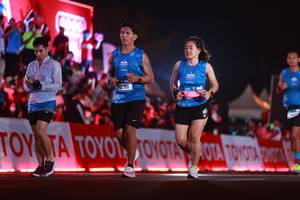 BIB: 2761, 450
                            <button type="button" onclick="openModal(21126048)" class="btn btn-primary btn-sm float-right btn-popup" data-toggle="modal" data-target=".modal-high-quality">
                        <i class="fas fa-shopping-cart"></i> Add to Cart
                    </button>
                                            <button type="button" onclick="isThisMe(21126048, true)" class="btn btn-success btn-sm float-right btn-popup btn-isme hidden" data-toggle="tooltip" data-placement="bottom" title="นี่คือรูปของคุณใช่ไหม คลิกที่นี่เพื่อเอาเข้าอัลบั้ม">
                        <i class="fas fa-plus"></i> Add to album
                    </button>
                    <button type="button" onclick="isThisMe(21126048, false)" class="btn btn-warning btn-sm float-right btn-popup btn-isnotme hidden">
                        <i class="fas fa-ban"></i> Remove from album
                    </button>