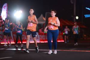 BIB: 25556, 25545, 2000
                            <button type="button" onclick="openModal(21072691)" class="btn btn-primary btn-sm float-right btn-popup" data-toggle="modal" data-target=".modal-high-quality">
                        <i class="fas fa-shopping-cart"></i> Add to Cart
                    </button>
                                            <button type="button" onclick="isThisMe(21072691, true)" class="btn btn-success btn-sm float-right btn-popup btn-isme hidden" data-toggle="tooltip" data-placement="bottom" title="นี่คือรูปของคุณใช่ไหม คลิกที่นี่เพื่อเอาเข้าอัลบั้ม">
                        <i class="fas fa-plus"></i> Add to album
                    </button>
                    <button type="button" onclick="isThisMe(21072691, false)" class="btn btn-warning btn-sm float-right btn-popup btn-isnotme hidden">
                        <i class="fas fa-ban"></i> Remove from album
                    </button>