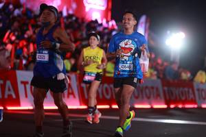 BIB: 43121, 43640
                            <button type="button" onclick="openModal(21073207)" class="btn btn-primary btn-sm float-right btn-popup" data-toggle="modal" data-target=".modal-high-quality">
                        <i class="fas fa-shopping-cart"></i> Add to Cart
                    </button>
                                            <button type="button" onclick="isThisMe(21073207, true)" class="btn btn-success btn-sm float-right btn-popup btn-isme hidden" data-toggle="tooltip" data-placement="bottom" title="นี่คือรูปของคุณใช่ไหม คลิกที่นี่เพื่อเอาเข้าอัลบั้ม">
                        <i class="fas fa-plus"></i> Add to album
                    </button>
                    <button type="button" onclick="isThisMe(21073207, false)" class="btn btn-warning btn-sm float-right btn-popup btn-isnotme hidden">
                        <i class="fas fa-ban"></i> Remove from album
                    </button>