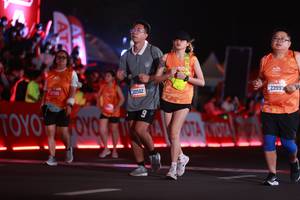 BIB: 27192, 20582, 23999
                            <button type="button" onclick="openModal(21074120)" class="btn btn-primary btn-sm float-right btn-popup" data-toggle="modal" data-target=".modal-high-quality">
                        <i class="fas fa-shopping-cart"></i> Add to Cart
                    </button>
                                            <button type="button" onclick="isThisMe(21074120, true)" class="btn btn-success btn-sm float-right btn-popup btn-isme hidden" data-toggle="tooltip" data-placement="bottom" title="นี่คือรูปของคุณใช่ไหม คลิกที่นี่เพื่อเอาเข้าอัลบั้ม">
                        <i class="fas fa-plus"></i> Add to album
                    </button>
                    <button type="button" onclick="isThisMe(21074120, false)" class="btn btn-warning btn-sm float-right btn-popup btn-isnotme hidden">
                        <i class="fas fa-ban"></i> Remove from album
                    </button>