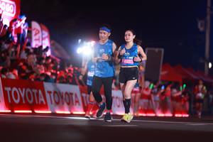 BIB: 45137
                            <button type="button" onclick="openModal(21127272)" class="btn btn-primary btn-sm float-right btn-popup" data-toggle="modal" data-target=".modal-high-quality">
                        <i class="fas fa-shopping-cart"></i> Add to Cart
                    </button>
                                            <button type="button" onclick="isThisMe(21127272, true)" class="btn btn-success btn-sm float-right btn-popup btn-isme hidden" data-toggle="tooltip" data-placement="bottom" title="นี่คือรูปของคุณใช่ไหม คลิกที่นี่เพื่อเอาเข้าอัลบั้ม">
                        <i class="fas fa-plus"></i> Add to album
                    </button>
                    <button type="button" onclick="isThisMe(21127272, false)" class="btn btn-warning btn-sm float-right btn-popup btn-isnotme hidden">
                        <i class="fas fa-ban"></i> Remove from album
                    </button>
