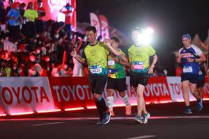 BIB: 42133, 45510, 4300
                            <button type="button" onclick="openModal(21123430)" class="btn btn-primary btn-sm float-right btn-popup" data-toggle="modal" data-target=".modal-high-quality">
                        <i class="fas fa-shopping-cart"></i> Add to Cart
                    </button>
                                            <button type="button" onclick="isThisMe(21123430, true)" class="btn btn-success btn-sm float-right btn-popup btn-isme hidden" data-toggle="tooltip" data-placement="bottom" title="นี่คือรูปของคุณใช่ไหม คลิกที่นี่เพื่อเอาเข้าอัลบั้ม">
                        <i class="fas fa-plus"></i> Add to album
                    </button>
                    <button type="button" onclick="isThisMe(21123430, false)" class="btn btn-warning btn-sm float-right btn-popup btn-isnotme hidden">
                        <i class="fas fa-ban"></i> Remove from album
                    </button>