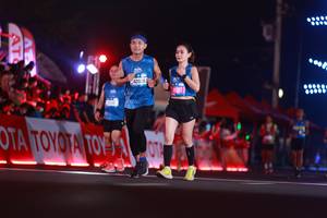 BIB: 42036, 15377
                            <button type="button" onclick="openModal(21127249)" class="btn btn-primary btn-sm float-right btn-popup" data-toggle="modal" data-target=".modal-high-quality">
                        <i class="fas fa-shopping-cart"></i> Add to Cart
                    </button>
                                            <button type="button" onclick="isThisMe(21127249, true)" class="btn btn-success btn-sm float-right btn-popup btn-isme hidden" data-toggle="tooltip" data-placement="bottom" title="นี่คือรูปของคุณใช่ไหม คลิกที่นี่เพื่อเอาเข้าอัลบั้ม">
                        <i class="fas fa-plus"></i> Add to album
                    </button>
                    <button type="button" onclick="isThisMe(21127249, false)" class="btn btn-warning btn-sm float-right btn-popup btn-isnotme hidden">
                        <i class="fas fa-ban"></i> Remove from album
                    </button>