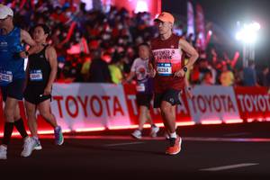 BIB: 0135, 41649, 41264
                            <button type="button" onclick="openModal(21083067)" class="btn btn-primary btn-sm float-right btn-popup" data-toggle="modal" data-target=".modal-high-quality">
                        <i class="fas fa-shopping-cart"></i> Add to Cart
                    </button>
                                            <button type="button" onclick="isThisMe(21083067, true)" class="btn btn-success btn-sm float-right btn-popup btn-isme hidden" data-toggle="tooltip" data-placement="bottom" title="นี่คือรูปของคุณใช่ไหม คลิกที่นี่เพื่อเอาเข้าอัลบั้ม">
                        <i class="fas fa-plus"></i> Add to album
                    </button>
                    <button type="button" onclick="isThisMe(21083067, false)" class="btn btn-warning btn-sm float-right btn-popup btn-isnotme hidden">
                        <i class="fas fa-ban"></i> Remove from album
                    </button>