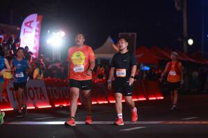 BIB: 23997, 23289
                            <button type="button" onclick="openModal(21038688)" class="btn btn-primary btn-sm float-right btn-popup" data-toggle="modal" data-target=".modal-high-quality">
                        <i class="fas fa-shopping-cart"></i> Add to Cart
                    </button>
                                            <button type="button" onclick="isThisMe(21038688, true)" class="btn btn-success btn-sm float-right btn-popup btn-isme hidden" data-toggle="tooltip" data-placement="bottom" title="นี่คือรูปของคุณใช่ไหม คลิกที่นี่เพื่อเอาเข้าอัลบั้ม">
                        <i class="fas fa-plus"></i> Add to album
                    </button>
                    <button type="button" onclick="isThisMe(21038688, false)" class="btn btn-warning btn-sm float-right btn-popup btn-isnotme hidden">
                        <i class="fas fa-ban"></i> Remove from album
                    </button>