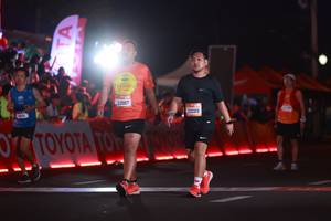 BIB: 23987, 23289
                            <button type="button" onclick="openModal(21038716)" class="btn btn-primary btn-sm float-right btn-popup" data-toggle="modal" data-target=".modal-high-quality">
                        <i class="fas fa-shopping-cart"></i> Add to Cart
                    </button>
                                            <button type="button" onclick="isThisMe(21038716, true)" class="btn btn-success btn-sm float-right btn-popup btn-isme hidden" data-toggle="tooltip" data-placement="bottom" title="นี่คือรูปของคุณใช่ไหม คลิกที่นี่เพื่อเอาเข้าอัลบั้ม">
                        <i class="fas fa-plus"></i> Add to album
                    </button>
                    <button type="button" onclick="isThisMe(21038716, false)" class="btn btn-warning btn-sm float-right btn-popup btn-isnotme hidden">
                        <i class="fas fa-ban"></i> Remove from album
                    </button>
