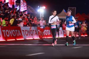 BIB: 45014, 45533
                            <button type="button" onclick="openModal(21117343)" class="btn btn-primary btn-sm float-right btn-popup" data-toggle="modal" data-target=".modal-high-quality">
                        <i class="fas fa-shopping-cart"></i> Add to Cart
                    </button>
                                            <button type="button" onclick="isThisMe(21117343, true)" class="btn btn-success btn-sm float-right btn-popup btn-isme hidden" data-toggle="tooltip" data-placement="bottom" title="นี่คือรูปของคุณใช่ไหม คลิกที่นี่เพื่อเอาเข้าอัลบั้ม">
                        <i class="fas fa-plus"></i> Add to album
                    </button>
                    <button type="button" onclick="isThisMe(21117343, false)" class="btn btn-warning btn-sm float-right btn-popup btn-isnotme hidden">
                        <i class="fas fa-ban"></i> Remove from album
                    </button>