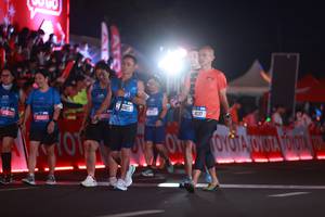 BIB: 460031, 4137
                            <button type="button" onclick="openModal(21045694)" class="btn btn-primary btn-sm float-right btn-popup" data-toggle="modal" data-target=".modal-high-quality">
                        <i class="fas fa-shopping-cart"></i> Add to Cart
                    </button>
                                            <button type="button" onclick="isThisMe(21045694, true)" class="btn btn-success btn-sm float-right btn-popup btn-isme hidden" data-toggle="tooltip" data-placement="bottom" title="นี่คือรูปของคุณใช่ไหม คลิกที่นี่เพื่อเอาเข้าอัลบั้ม">
                        <i class="fas fa-plus"></i> Add to album
                    </button>
                    <button type="button" onclick="isThisMe(21045694, false)" class="btn btn-warning btn-sm float-right btn-popup btn-isnotme hidden">
                        <i class="fas fa-ban"></i> Remove from album
                    </button>