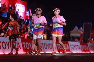 BIB: 0523, 95409, 95408
                            <button type="button" onclick="openModal(21137316)" class="btn btn-primary btn-sm float-right btn-popup" data-toggle="modal" data-target=".modal-high-quality">
                        <i class="fas fa-shopping-cart"></i> Add to Cart
                    </button>
                                            <button type="button" onclick="isThisMe(21137316, true)" class="btn btn-success btn-sm float-right btn-popup btn-isme hidden" data-toggle="tooltip" data-placement="bottom" title="นี่คือรูปของคุณใช่ไหม คลิกที่นี่เพื่อเอาเข้าอัลบั้ม">
                        <i class="fas fa-plus"></i> Add to album
                    </button>
                    <button type="button" onclick="isThisMe(21137316, false)" class="btn btn-warning btn-sm float-right btn-popup btn-isnotme hidden">
                        <i class="fas fa-ban"></i> Remove from album
                    </button>
