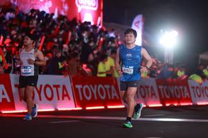 BIB: 41817, 12923
                            <button type="button" onclick="openModal(21072902)" class="btn btn-primary btn-sm float-right btn-popup" data-toggle="modal" data-target=".modal-high-quality">
                        <i class="fas fa-shopping-cart"></i> Add to Cart
                    </button>
                                            <button type="button" onclick="isThisMe(21072902, true)" class="btn btn-success btn-sm float-right btn-popup btn-isme hidden" data-toggle="tooltip" data-placement="bottom" title="นี่คือรูปของคุณใช่ไหม คลิกที่นี่เพื่อเอาเข้าอัลบั้ม">
                        <i class="fas fa-plus"></i> Add to album
                    </button>
                    <button type="button" onclick="isThisMe(21072902, false)" class="btn btn-warning btn-sm float-right btn-popup btn-isnotme hidden">
                        <i class="fas fa-ban"></i> Remove from album
                    </button>