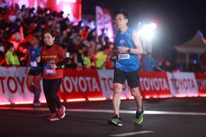 BIB: 15811, 42543
                            <button type="button" onclick="openModal(21110729)" class="btn btn-primary btn-sm float-right btn-popup" data-toggle="modal" data-target=".modal-high-quality">
                        <i class="fas fa-shopping-cart"></i> Add to Cart
                    </button>
                                            <button type="button" onclick="isThisMe(21110729, true)" class="btn btn-success btn-sm float-right btn-popup btn-isme hidden" data-toggle="tooltip" data-placement="bottom" title="นี่คือรูปของคุณใช่ไหม คลิกที่นี่เพื่อเอาเข้าอัลบั้ม">
                        <i class="fas fa-plus"></i> Add to album
                    </button>
                    <button type="button" onclick="isThisMe(21110729, false)" class="btn btn-warning btn-sm float-right btn-popup btn-isnotme hidden">
                        <i class="fas fa-ban"></i> Remove from album
                    </button>