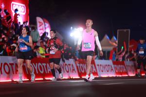 BIB: 45245, 40482, 441
                            <button type="button" onclick="openModal(20151579)" class="btn btn-primary btn-sm float-right btn-popup" data-toggle="modal" data-target=".modal-high-quality">
                        <i class="fas fa-shopping-cart"></i> Add to Cart
                    </button>
                                            <button type="button" onclick="isThisMe(20151579, true)" class="btn btn-success btn-sm float-right btn-popup btn-isme hidden" data-toggle="tooltip" data-placement="bottom" title="นี่คือรูปของคุณใช่ไหม คลิกที่นี่เพื่อเอาเข้าอัลบั้ม">
                        <i class="fas fa-plus"></i> Add to album
                    </button>
                    <button type="button" onclick="isThisMe(20151579, false)" class="btn btn-warning btn-sm float-right btn-popup btn-isnotme hidden">
                        <i class="fas fa-ban"></i> Remove from album
                    </button>