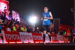 BIB: 1511, 43376
                            <button type="button" onclick="openModal(20140239)" class="btn btn-primary btn-sm float-right btn-popup" data-toggle="modal" data-target=".modal-high-quality">
                        <i class="fas fa-shopping-cart"></i> Add to Cart
                    </button>
                                            <button type="button" onclick="isThisMe(20140239, true)" class="btn btn-success btn-sm float-right btn-popup btn-isme hidden" data-toggle="tooltip" data-placement="bottom" title="นี่คือรูปของคุณใช่ไหม คลิกที่นี่เพื่อเอาเข้าอัลบั้ม">
                        <i class="fas fa-plus"></i> Add to album
                    </button>
                    <button type="button" onclick="isThisMe(20140239, false)" class="btn btn-warning btn-sm float-right btn-popup btn-isnotme hidden">
                        <i class="fas fa-ban"></i> Remove from album
                    </button>