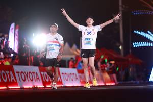 BIB: 42806, 41291
                            <button type="button" onclick="openModal(20172905)" class="btn btn-primary btn-sm float-right btn-popup" data-toggle="modal" data-target=".modal-high-quality">
                        <i class="fas fa-shopping-cart"></i> Add to Cart
                    </button>
                                            <button type="button" onclick="isThisMe(20172905, true)" class="btn btn-success btn-sm float-right btn-popup btn-isme hidden" data-toggle="tooltip" data-placement="bottom" title="นี่คือรูปของคุณใช่ไหม คลิกที่นี่เพื่อเอาเข้าอัลบั้ม">
                        <i class="fas fa-plus"></i> Add to album
                    </button>
                    <button type="button" onclick="isThisMe(20172905, false)" class="btn btn-warning btn-sm float-right btn-popup btn-isnotme hidden">
                        <i class="fas fa-ban"></i> Remove from album
                    </button>