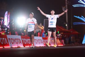 BIB: 42806, 4129
                            <button type="button" onclick="openModal(20172827)" class="btn btn-primary btn-sm float-right btn-popup" data-toggle="modal" data-target=".modal-high-quality">
                        <i class="fas fa-shopping-cart"></i> Add to Cart
                    </button>
                                            <button type="button" onclick="isThisMe(20172827, true)" class="btn btn-success btn-sm float-right btn-popup btn-isme hidden" data-toggle="tooltip" data-placement="bottom" title="นี่คือรูปของคุณใช่ไหม คลิกที่นี่เพื่อเอาเข้าอัลบั้ม">
                        <i class="fas fa-plus"></i> Add to album
                    </button>
                    <button type="button" onclick="isThisMe(20172827, false)" class="btn btn-warning btn-sm float-right btn-popup btn-isnotme hidden">
                        <i class="fas fa-ban"></i> Remove from album
                    </button>