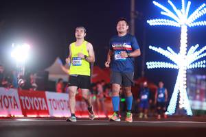 BIB: 43030
                            <button type="button" onclick="openModal(20171952)" class="btn btn-primary btn-sm float-right btn-popup" data-toggle="modal" data-target=".modal-high-quality">
                        <i class="fas fa-shopping-cart"></i> Add to Cart
                    </button>
                                            <button type="button" onclick="isThisMe(20171952, true)" class="btn btn-success btn-sm float-right btn-popup btn-isme hidden" data-toggle="tooltip" data-placement="bottom" title="นี่คือรูปของคุณใช่ไหม คลิกที่นี่เพื่อเอาเข้าอัลบั้ม">
                        <i class="fas fa-plus"></i> Add to album
                    </button>
                    <button type="button" onclick="isThisMe(20171952, false)" class="btn btn-warning btn-sm float-right btn-popup btn-isnotme hidden">
                        <i class="fas fa-ban"></i> Remove from album
                    </button>