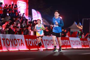 BIB: 42215
                            <button type="button" onclick="openModal(20167822)" class="btn btn-primary btn-sm float-right btn-popup" data-toggle="modal" data-target=".modal-high-quality">
                        <i class="fas fa-shopping-cart"></i> Add to Cart
                    </button>
                                            <button type="button" onclick="isThisMe(20167822, true)" class="btn btn-success btn-sm float-right btn-popup btn-isme hidden" data-toggle="tooltip" data-placement="bottom" title="นี่คือรูปของคุณใช่ไหม คลิกที่นี่เพื่อเอาเข้าอัลบั้ม">
                        <i class="fas fa-plus"></i> Add to album
                    </button>
                    <button type="button" onclick="isThisMe(20167822, false)" class="btn btn-warning btn-sm float-right btn-popup btn-isnotme hidden">
                        <i class="fas fa-ban"></i> Remove from album
                    </button>