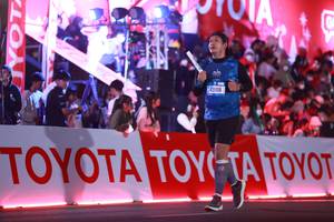 BIB: 43916
                            <button type="button" onclick="openModal(20157375)" class="btn btn-primary btn-sm float-right btn-popup" data-toggle="modal" data-target=".modal-high-quality">
                        <i class="fas fa-shopping-cart"></i> Add to Cart
                    </button>
                                            <button type="button" onclick="isThisMe(20157375, true)" class="btn btn-success btn-sm float-right btn-popup btn-isme hidden" data-toggle="tooltip" data-placement="bottom" title="นี่คือรูปของคุณใช่ไหม คลิกที่นี่เพื่อเอาเข้าอัลบั้ม">
                        <i class="fas fa-plus"></i> Add to album
                    </button>
                    <button type="button" onclick="isThisMe(20157375, false)" class="btn btn-warning btn-sm float-right btn-popup btn-isnotme hidden">
                        <i class="fas fa-ban"></i> Remove from album
                    </button>