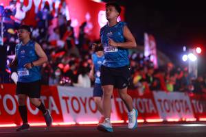 BIB: 43813, 41943
                            <button type="button" onclick="openModal(20153879)" class="btn btn-primary btn-sm float-right btn-popup" data-toggle="modal" data-target=".modal-high-quality">
                        <i class="fas fa-shopping-cart"></i> Add to Cart
                    </button>
                                            <button type="button" onclick="isThisMe(20153879, true)" class="btn btn-success btn-sm float-right btn-popup btn-isme hidden" data-toggle="tooltip" data-placement="bottom" title="นี่คือรูปของคุณใช่ไหม คลิกที่นี่เพื่อเอาเข้าอัลบั้ม">
                        <i class="fas fa-plus"></i> Add to album
                    </button>
                    <button type="button" onclick="isThisMe(20153879, false)" class="btn btn-warning btn-sm float-right btn-popup btn-isnotme hidden">
                        <i class="fas fa-ban"></i> Remove from album
                    </button>