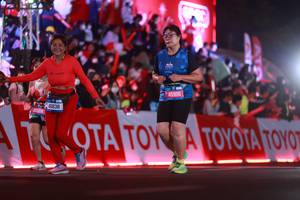 BIB: 45996, 41638, 45508
                            <button type="button" onclick="openModal(20152153)" class="btn btn-primary btn-sm float-right btn-popup" data-toggle="modal" data-target=".modal-high-quality">
                        <i class="fas fa-shopping-cart"></i> Add to Cart
                    </button>
                                            <button type="button" onclick="isThisMe(20152153, true)" class="btn btn-success btn-sm float-right btn-popup btn-isme hidden" data-toggle="tooltip" data-placement="bottom" title="นี่คือรูปของคุณใช่ไหม คลิกที่นี่เพื่อเอาเข้าอัลบั้ม">
                        <i class="fas fa-plus"></i> Add to album
                    </button>
                    <button type="button" onclick="isThisMe(20152153, false)" class="btn btn-warning btn-sm float-right btn-popup btn-isnotme hidden">
                        <i class="fas fa-ban"></i> Remove from album
                    </button>