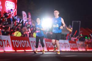 BIB: 41048
                            <button type="button" onclick="openModal(20157004)" class="btn btn-primary btn-sm float-right btn-popup" data-toggle="modal" data-target=".modal-high-quality">
                        <i class="fas fa-shopping-cart"></i> Add to Cart
                    </button>
                                            <button type="button" onclick="isThisMe(20157004, true)" class="btn btn-success btn-sm float-right btn-popup btn-isme hidden" data-toggle="tooltip" data-placement="bottom" title="นี่คือรูปของคุณใช่ไหม คลิกที่นี่เพื่อเอาเข้าอัลบั้ม">
                        <i class="fas fa-plus"></i> Add to album
                    </button>
                    <button type="button" onclick="isThisMe(20157004, false)" class="btn btn-warning btn-sm float-right btn-popup btn-isnotme hidden">
                        <i class="fas fa-ban"></i> Remove from album
                    </button>