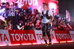 BIB: 3850, 
                            <button type="button" onclick="openModal(20160994)" class="btn btn-primary btn-sm float-right btn-popup" data-toggle="modal" data-target=".modal-high-quality">
                        <i class="fas fa-shopping-cart"></i> Add to Cart
                    </button>
                                            <button type="button" onclick="isThisMe(20160994, true)" class="btn btn-success btn-sm float-right btn-popup btn-isme hidden" data-toggle="tooltip" data-placement="bottom" title="นี่คือรูปของคุณใช่ไหม คลิกที่นี่เพื่อเอาเข้าอัลบั้ม">
                        <i class="fas fa-plus"></i> Add to album
                    </button>
                    <button type="button" onclick="isThisMe(20160994, false)" class="btn btn-warning btn-sm float-right btn-popup btn-isnotme hidden">
                        <i class="fas fa-ban"></i> Remove from album
                    </button>