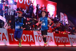 BIB: 43552, 42119
                            <button type="button" onclick="openModal(20172303)" class="btn btn-primary btn-sm float-right btn-popup" data-toggle="modal" data-target=".modal-high-quality">
                        <i class="fas fa-shopping-cart"></i> Add to Cart
                    </button>
                                            <button type="button" onclick="isThisMe(20172303, true)" class="btn btn-success btn-sm float-right btn-popup btn-isme hidden" data-toggle="tooltip" data-placement="bottom" title="นี่คือรูปของคุณใช่ไหม คลิกที่นี่เพื่อเอาเข้าอัลบั้ม">
                        <i class="fas fa-plus"></i> Add to album
                    </button>
                    <button type="button" onclick="isThisMe(20172303, false)" class="btn btn-warning btn-sm float-right btn-popup btn-isnotme hidden">
                        <i class="fas fa-ban"></i> Remove from album
                    </button>