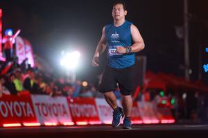 BIB: 423
                            <button type="button" onclick="openModal(20137037)" class="btn btn-primary btn-sm float-right btn-popup" data-toggle="modal" data-target=".modal-high-quality">
                        <i class="fas fa-shopping-cart"></i> Add to Cart
                    </button>
                                            <button type="button" onclick="isThisMe(20137037, true)" class="btn btn-success btn-sm float-right btn-popup btn-isme hidden" data-toggle="tooltip" data-placement="bottom" title="นี่คือรูปของคุณใช่ไหม คลิกที่นี่เพื่อเอาเข้าอัลบั้ม">
                        <i class="fas fa-plus"></i> Add to album
                    </button>
                    <button type="button" onclick="isThisMe(20137037, false)" class="btn btn-warning btn-sm float-right btn-popup btn-isnotme hidden">
                        <i class="fas fa-ban"></i> Remove from album
                    </button>