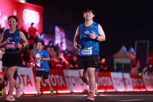 BIB: 45892, 41825
                            <button type="button" onclick="openModal(20160612)" class="btn btn-primary btn-sm float-right btn-popup" data-toggle="modal" data-target=".modal-high-quality">
                        <i class="fas fa-shopping-cart"></i> Add to Cart
                    </button>
                                            <button type="button" onclick="isThisMe(20160612, true)" class="btn btn-success btn-sm float-right btn-popup btn-isme hidden" data-toggle="tooltip" data-placement="bottom" title="นี่คือรูปของคุณใช่ไหม คลิกที่นี่เพื่อเอาเข้าอัลบั้ม">
                        <i class="fas fa-plus"></i> Add to album
                    </button>
                    <button type="button" onclick="isThisMe(20160612, false)" class="btn btn-warning btn-sm float-right btn-popup btn-isnotme hidden">
                        <i class="fas fa-ban"></i> Remove from album
                    </button>