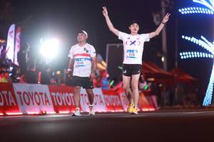 BIB: 42806, 4129
                            <button type="button" onclick="openModal(20172794)" class="btn btn-primary btn-sm float-right btn-popup" data-toggle="modal" data-target=".modal-high-quality">
                        <i class="fas fa-shopping-cart"></i> Add to Cart
                    </button>
                                            <button type="button" onclick="isThisMe(20172794, true)" class="btn btn-success btn-sm float-right btn-popup btn-isme hidden" data-toggle="tooltip" data-placement="bottom" title="นี่คือรูปของคุณใช่ไหม คลิกที่นี่เพื่อเอาเข้าอัลบั้ม">
                        <i class="fas fa-plus"></i> Add to album
                    </button>
                    <button type="button" onclick="isThisMe(20172794, false)" class="btn btn-warning btn-sm float-right btn-popup btn-isnotme hidden">
                        <i class="fas fa-ban"></i> Remove from album
                    </button>