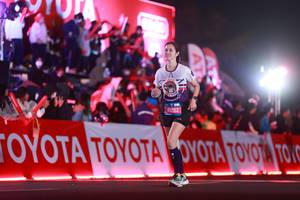 BIB: 45262
                            <button type="button" onclick="openModal(20171086)" class="btn btn-primary btn-sm float-right btn-popup" data-toggle="modal" data-target=".modal-high-quality">
                        <i class="fas fa-shopping-cart"></i> Add to Cart
                    </button>
                                            <button type="button" onclick="isThisMe(20171086, true)" class="btn btn-success btn-sm float-right btn-popup btn-isme hidden" data-toggle="tooltip" data-placement="bottom" title="นี่คือรูปของคุณใช่ไหม คลิกที่นี่เพื่อเอาเข้าอัลบั้ม">
                        <i class="fas fa-plus"></i> Add to album
                    </button>
                    <button type="button" onclick="isThisMe(20171086, false)" class="btn btn-warning btn-sm float-right btn-popup btn-isnotme hidden">
                        <i class="fas fa-ban"></i> Remove from album
                    </button>