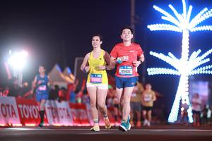 BIB: 85406, 85402, 889
                            <button type="button" onclick="openModal(20174283)" class="btn btn-primary btn-sm float-right btn-popup" data-toggle="modal" data-target=".modal-high-quality">
                        <i class="fas fa-shopping-cart"></i> Add to Cart
                    </button>
                                            <button type="button" onclick="isThisMe(20174283, true)" class="btn btn-success btn-sm float-right btn-popup btn-isme hidden" data-toggle="tooltip" data-placement="bottom" title="นี่คือรูปของคุณใช่ไหม คลิกที่นี่เพื่อเอาเข้าอัลบั้ม">
                        <i class="fas fa-plus"></i> Add to album
                    </button>
                    <button type="button" onclick="isThisMe(20174283, false)" class="btn btn-warning btn-sm float-right btn-popup btn-isnotme hidden">
                        <i class="fas fa-ban"></i> Remove from album
                    </button>