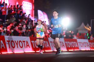 BIB: 42215
                            <button type="button" onclick="openModal(20168063)" class="btn btn-primary btn-sm float-right btn-popup" data-toggle="modal" data-target=".modal-high-quality">
                        <i class="fas fa-shopping-cart"></i> Add to Cart
                    </button>
                                            <button type="button" onclick="isThisMe(20168063, true)" class="btn btn-success btn-sm float-right btn-popup btn-isme hidden" data-toggle="tooltip" data-placement="bottom" title="นี่คือรูปของคุณใช่ไหม คลิกที่นี่เพื่อเอาเข้าอัลบั้ม">
                        <i class="fas fa-plus"></i> Add to album
                    </button>
                    <button type="button" onclick="isThisMe(20168063, false)" class="btn btn-warning btn-sm float-right btn-popup btn-isnotme hidden">
                        <i class="fas fa-ban"></i> Remove from album
                    </button>