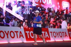 BIB: 42503, 0000
                            <button type="button" onclick="openModal(20157599)" class="btn btn-primary btn-sm float-right btn-popup" data-toggle="modal" data-target=".modal-high-quality">
                        <i class="fas fa-shopping-cart"></i> Add to Cart
                    </button>
                                            <button type="button" onclick="isThisMe(20157599, true)" class="btn btn-success btn-sm float-right btn-popup btn-isme hidden" data-toggle="tooltip" data-placement="bottom" title="นี่คือรูปของคุณใช่ไหม คลิกที่นี่เพื่อเอาเข้าอัลบั้ม">
                        <i class="fas fa-plus"></i> Add to album
                    </button>
                    <button type="button" onclick="isThisMe(20157599, false)" class="btn btn-warning btn-sm float-right btn-popup btn-isnotme hidden">
                        <i class="fas fa-ban"></i> Remove from album
                    </button>