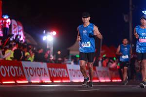 BIB: 43246, 4596
                            <button type="button" onclick="openModal(20132638)" class="btn btn-primary btn-sm float-right btn-popup" data-toggle="modal" data-target=".modal-high-quality">
                        <i class="fas fa-shopping-cart"></i> Add to Cart
                    </button>
                                            <button type="button" onclick="isThisMe(20132638, true)" class="btn btn-success btn-sm float-right btn-popup btn-isme hidden" data-toggle="tooltip" data-placement="bottom" title="นี่คือรูปของคุณใช่ไหม คลิกที่นี่เพื่อเอาเข้าอัลบั้ม">
                        <i class="fas fa-plus"></i> Add to album
                    </button>
                    <button type="button" onclick="isThisMe(20132638, false)" class="btn btn-warning btn-sm float-right btn-popup btn-isnotme hidden">
                        <i class="fas fa-ban"></i> Remove from album
                    </button>