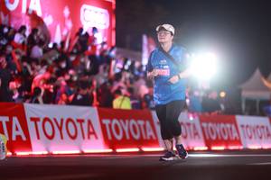 BIB: 073
                            <button type="button" onclick="openModal(20158363)" class="btn btn-primary btn-sm float-right btn-popup" data-toggle="modal" data-target=".modal-high-quality">
                        <i class="fas fa-shopping-cart"></i> Add to Cart
                    </button>
                                            <button type="button" onclick="isThisMe(20158363, true)" class="btn btn-success btn-sm float-right btn-popup btn-isme hidden" data-toggle="tooltip" data-placement="bottom" title="นี่คือรูปของคุณใช่ไหม คลิกที่นี่เพื่อเอาเข้าอัลบั้ม">
                        <i class="fas fa-plus"></i> Add to album
                    </button>
                    <button type="button" onclick="isThisMe(20158363, false)" class="btn btn-warning btn-sm float-right btn-popup btn-isnotme hidden">
                        <i class="fas fa-ban"></i> Remove from album
                    </button>