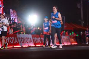 BIB: 45991, 106
                            <button type="button" onclick="openModal(20149105)" class="btn btn-primary btn-sm float-right btn-popup" data-toggle="modal" data-target=".modal-high-quality">
                        <i class="fas fa-shopping-cart"></i> Add to Cart
                    </button>
                                            <button type="button" onclick="isThisMe(20149105, true)" class="btn btn-success btn-sm float-right btn-popup btn-isme hidden" data-toggle="tooltip" data-placement="bottom" title="นี่คือรูปของคุณใช่ไหม คลิกที่นี่เพื่อเอาเข้าอัลบั้ม">
                        <i class="fas fa-plus"></i> Add to album
                    </button>
                    <button type="button" onclick="isThisMe(20149105, false)" class="btn btn-warning btn-sm float-right btn-popup btn-isnotme hidden">
                        <i class="fas fa-ban"></i> Remove from album
                    </button>