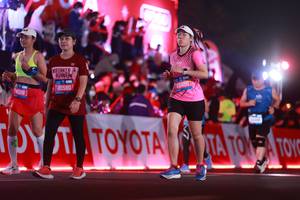 BIB: 1998, 45580, 65455
                            <button type="button" onclick="openModal(20170142)" class="btn btn-primary btn-sm float-right btn-popup" data-toggle="modal" data-target=".modal-high-quality">
                        <i class="fas fa-shopping-cart"></i> Add to Cart
                    </button>
                                            <button type="button" onclick="isThisMe(20170142, true)" class="btn btn-success btn-sm float-right btn-popup btn-isme hidden" data-toggle="tooltip" data-placement="bottom" title="นี่คือรูปของคุณใช่ไหม คลิกที่นี่เพื่อเอาเข้าอัลบั้ม">
                        <i class="fas fa-plus"></i> Add to album
                    </button>
                    <button type="button" onclick="isThisMe(20170142, false)" class="btn btn-warning btn-sm float-right btn-popup btn-isnotme hidden">
                        <i class="fas fa-ban"></i> Remove from album
                    </button>