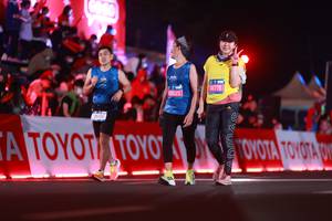 BIB: 45625, 1978
                            <button type="button" onclick="openModal(20167263)" class="btn btn-primary btn-sm float-right btn-popup" data-toggle="modal" data-target=".modal-high-quality">
                        <i class="fas fa-shopping-cart"></i> Add to Cart
                    </button>
                                            <button type="button" onclick="isThisMe(20167263, true)" class="btn btn-success btn-sm float-right btn-popup btn-isme hidden" data-toggle="tooltip" data-placement="bottom" title="นี่คือรูปของคุณใช่ไหม คลิกที่นี่เพื่อเอาเข้าอัลบั้ม">
                        <i class="fas fa-plus"></i> Add to album
                    </button>
                    <button type="button" onclick="isThisMe(20167263, false)" class="btn btn-warning btn-sm float-right btn-popup btn-isnotme hidden">
                        <i class="fas fa-ban"></i> Remove from album
                    </button>