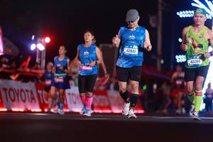 BIB: 42840, 40284
                            <button type="button" onclick="openModal(20147389)" class="btn btn-primary btn-sm float-right btn-popup" data-toggle="modal" data-target=".modal-high-quality">
                        <i class="fas fa-shopping-cart"></i> Add to Cart
                    </button>
                                            <button type="button" onclick="isThisMe(20147389, true)" class="btn btn-success btn-sm float-right btn-popup btn-isme hidden" data-toggle="tooltip" data-placement="bottom" title="นี่คือรูปของคุณใช่ไหม คลิกที่นี่เพื่อเอาเข้าอัลบั้ม">
                        <i class="fas fa-plus"></i> Add to album
                    </button>
                    <button type="button" onclick="isThisMe(20147389, false)" class="btn btn-warning btn-sm float-right btn-popup btn-isnotme hidden">
                        <i class="fas fa-ban"></i> Remove from album
                    </button>