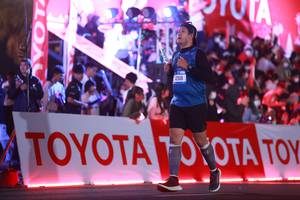 BIB: 3916
                            <button type="button" onclick="openModal(20157401)" class="btn btn-primary btn-sm float-right btn-popup" data-toggle="modal" data-target=".modal-high-quality">
                        <i class="fas fa-shopping-cart"></i> Add to Cart
                    </button>
                                            <button type="button" onclick="isThisMe(20157401, true)" class="btn btn-success btn-sm float-right btn-popup btn-isme hidden" data-toggle="tooltip" data-placement="bottom" title="นี่คือรูปของคุณใช่ไหม คลิกที่นี่เพื่อเอาเข้าอัลบั้ม">
                        <i class="fas fa-plus"></i> Add to album
                    </button>
                    <button type="button" onclick="isThisMe(20157401, false)" class="btn btn-warning btn-sm float-right btn-popup btn-isnotme hidden">
                        <i class="fas fa-ban"></i> Remove from album
                    </button>