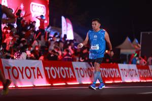 BIB: 44160
                            <button type="button" onclick="openModal(20165721)" class="btn btn-primary btn-sm float-right btn-popup" data-toggle="modal" data-target=".modal-high-quality">
                        <i class="fas fa-shopping-cart"></i> Add to Cart
                    </button>
                                            <button type="button" onclick="isThisMe(20165721, true)" class="btn btn-success btn-sm float-right btn-popup btn-isme hidden" data-toggle="tooltip" data-placement="bottom" title="นี่คือรูปของคุณใช่ไหม คลิกที่นี่เพื่อเอาเข้าอัลบั้ม">
                        <i class="fas fa-plus"></i> Add to album
                    </button>
                    <button type="button" onclick="isThisMe(20165721, false)" class="btn btn-warning btn-sm float-right btn-popup btn-isnotme hidden">
                        <i class="fas fa-ban"></i> Remove from album
                    </button>