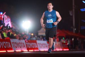 BIB: 200, 42302
                            <button type="button" onclick="openModal(20137032)" class="btn btn-primary btn-sm float-right btn-popup" data-toggle="modal" data-target=".modal-high-quality">
                        <i class="fas fa-shopping-cart"></i> Add to Cart
                    </button>
                                            <button type="button" onclick="isThisMe(20137032, true)" class="btn btn-success btn-sm float-right btn-popup btn-isme hidden" data-toggle="tooltip" data-placement="bottom" title="นี่คือรูปของคุณใช่ไหม คลิกที่นี่เพื่อเอาเข้าอัลบั้ม">
                        <i class="fas fa-plus"></i> Add to album
                    </button>
                    <button type="button" onclick="isThisMe(20137032, false)" class="btn btn-warning btn-sm float-right btn-popup btn-isnotme hidden">
                        <i class="fas fa-ban"></i> Remove from album
                    </button>