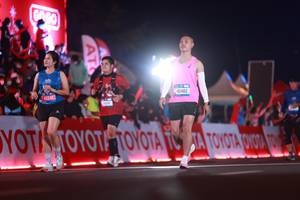 BIB: 45245, 40482
                            <button type="button" onclick="openModal(20151609)" class="btn btn-primary btn-sm float-right btn-popup" data-toggle="modal" data-target=".modal-high-quality">
                        <i class="fas fa-shopping-cart"></i> Add to Cart
                    </button>
                                            <button type="button" onclick="isThisMe(20151609, true)" class="btn btn-success btn-sm float-right btn-popup btn-isme hidden" data-toggle="tooltip" data-placement="bottom" title="นี่คือรูปของคุณใช่ไหม คลิกที่นี่เพื่อเอาเข้าอัลบั้ม">
                        <i class="fas fa-plus"></i> Add to album
                    </button>
                    <button type="button" onclick="isThisMe(20151609, false)" class="btn btn-warning btn-sm float-right btn-popup btn-isnotme hidden">
                        <i class="fas fa-ban"></i> Remove from album
                    </button>