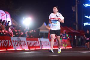 BIB: 42909
                            <button type="button" onclick="openModal(20164012)" class="btn btn-primary btn-sm float-right btn-popup" data-toggle="modal" data-target=".modal-high-quality">
                        <i class="fas fa-shopping-cart"></i> Add to Cart
                    </button>
                                            <button type="button" onclick="isThisMe(20164012, true)" class="btn btn-success btn-sm float-right btn-popup btn-isme hidden" data-toggle="tooltip" data-placement="bottom" title="นี่คือรูปของคุณใช่ไหม คลิกที่นี่เพื่อเอาเข้าอัลบั้ม">
                        <i class="fas fa-plus"></i> Add to album
                    </button>
                    <button type="button" onclick="isThisMe(20164012, false)" class="btn btn-warning btn-sm float-right btn-popup btn-isnotme hidden">
                        <i class="fas fa-ban"></i> Remove from album
                    </button>