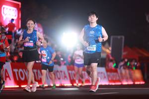 BIB: 45892, 41825
                            <button type="button" onclick="openModal(20160493)" class="btn btn-primary btn-sm float-right btn-popup" data-toggle="modal" data-target=".modal-high-quality">
                        <i class="fas fa-shopping-cart"></i> Add to Cart
                    </button>
                                            <button type="button" onclick="isThisMe(20160493, true)" class="btn btn-success btn-sm float-right btn-popup btn-isme hidden" data-toggle="tooltip" data-placement="bottom" title="นี่คือรูปของคุณใช่ไหม คลิกที่นี่เพื่อเอาเข้าอัลบั้ม">
                        <i class="fas fa-plus"></i> Add to album
                    </button>
                    <button type="button" onclick="isThisMe(20160493, false)" class="btn btn-warning btn-sm float-right btn-popup btn-isnotme hidden">
                        <i class="fas fa-ban"></i> Remove from album
                    </button>