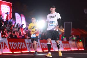 BIB: 199, 1954, 4306
                            <button type="button" onclick="openModal(20165418)" class="btn btn-primary btn-sm float-right btn-popup" data-toggle="modal" data-target=".modal-high-quality">
                        <i class="fas fa-shopping-cart"></i> Add to Cart
                    </button>
                                            <button type="button" onclick="isThisMe(20165418, true)" class="btn btn-success btn-sm float-right btn-popup btn-isme hidden" data-toggle="tooltip" data-placement="bottom" title="นี่คือรูปของคุณใช่ไหม คลิกที่นี่เพื่อเอาเข้าอัลบั้ม">
                        <i class="fas fa-plus"></i> Add to album
                    </button>
                    <button type="button" onclick="isThisMe(20165418, false)" class="btn btn-warning btn-sm float-right btn-popup btn-isnotme hidden">
                        <i class="fas fa-ban"></i> Remove from album
                    </button>