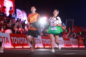 BIB: 43675
                            <button type="button" onclick="openModal(20163815)" class="btn btn-primary btn-sm float-right btn-popup" data-toggle="modal" data-target=".modal-high-quality">
                        <i class="fas fa-shopping-cart"></i> Add to Cart
                    </button>
                                            <button type="button" onclick="isThisMe(20163815, true)" class="btn btn-success btn-sm float-right btn-popup btn-isme hidden" data-toggle="tooltip" data-placement="bottom" title="นี่คือรูปของคุณใช่ไหม คลิกที่นี่เพื่อเอาเข้าอัลบั้ม">
                        <i class="fas fa-plus"></i> Add to album
                    </button>
                    <button type="button" onclick="isThisMe(20163815, false)" class="btn btn-warning btn-sm float-right btn-popup btn-isnotme hidden">
                        <i class="fas fa-ban"></i> Remove from album
                    </button>