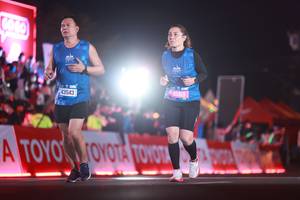 BIB: 43543, 45919
                            <button type="button" onclick="openModal(20156717)" class="btn btn-primary btn-sm float-right btn-popup" data-toggle="modal" data-target=".modal-high-quality">
                        <i class="fas fa-shopping-cart"></i> Add to Cart
                    </button>
                                            <button type="button" onclick="isThisMe(20156717, true)" class="btn btn-success btn-sm float-right btn-popup btn-isme hidden" data-toggle="tooltip" data-placement="bottom" title="นี่คือรูปของคุณใช่ไหม คลิกที่นี่เพื่อเอาเข้าอัลบั้ม">
                        <i class="fas fa-plus"></i> Add to album
                    </button>
                    <button type="button" onclick="isThisMe(20156717, false)" class="btn btn-warning btn-sm float-right btn-popup btn-isnotme hidden">
                        <i class="fas fa-ban"></i> Remove from album
                    </button>